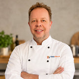 Geert, chef-kok en schrijver van de Daily Vibes e-books